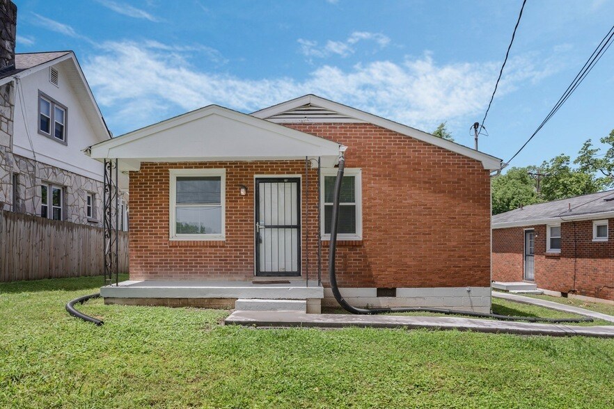 Photo - 1908b Riverside Dr