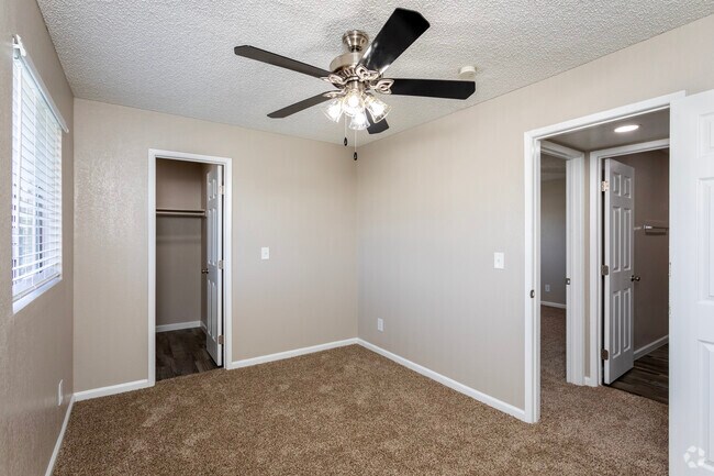2BR, 1BA - 958SF - Second Bedroom