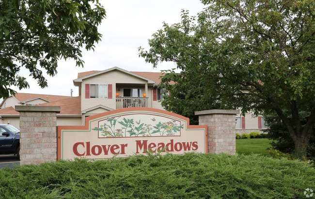 Building Photo - CLOVER MEADOWS Rental