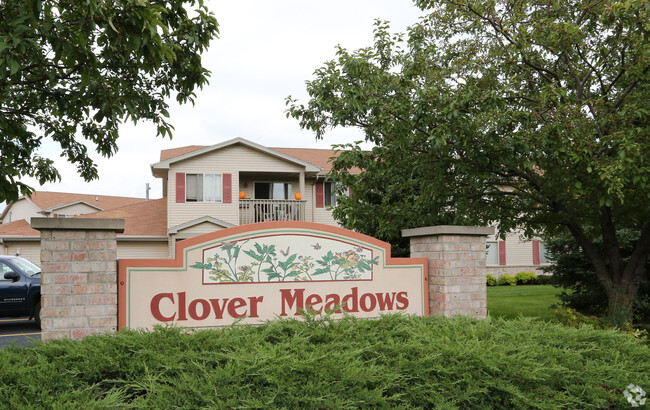 Building Photo - CLOVER MEADOWS Rental