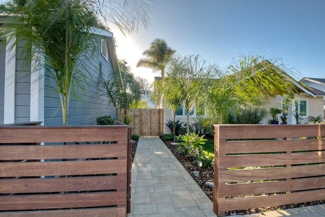 Photo - 409 N Ditmar St Unidad C