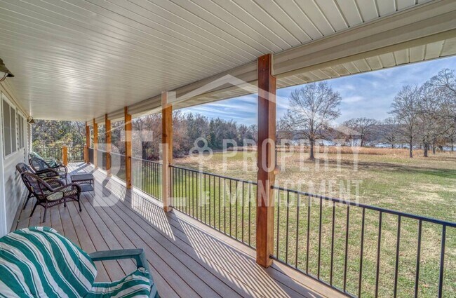 134 Lake Village Ln Unit 1