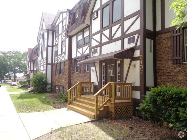 Building Photo - 9433 86th Ct Unit 1E Rental
