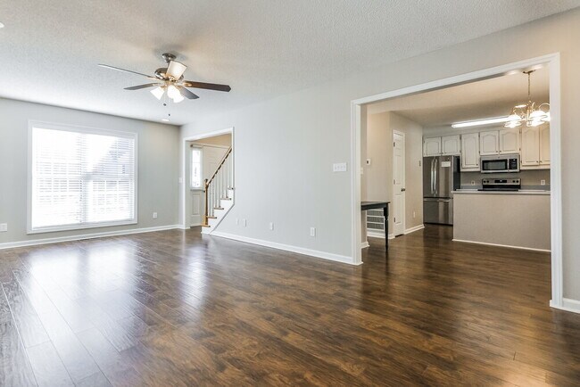 Photo - 113 Wood Bend Ct