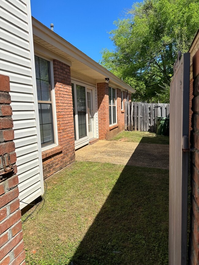 Photo - 2009 Station Ct