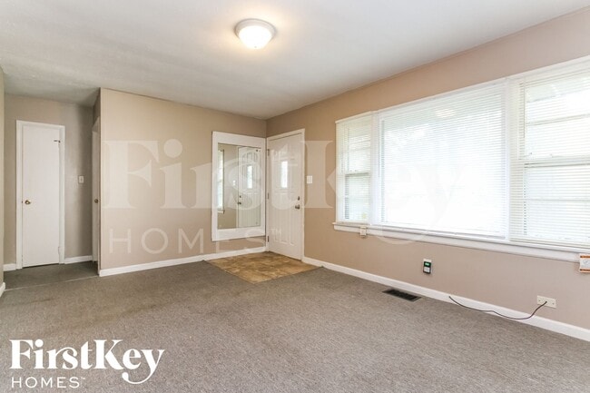 Photo - 3605 N Sadlier Dr