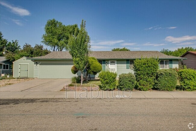 Building Photo - 2924 S Holden Ave Rental