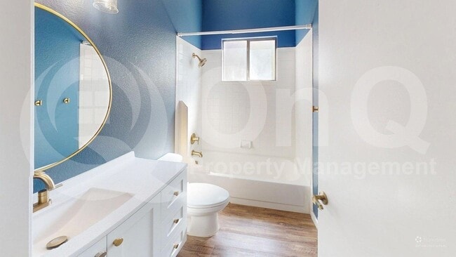 Photo - 941 E Park Ave