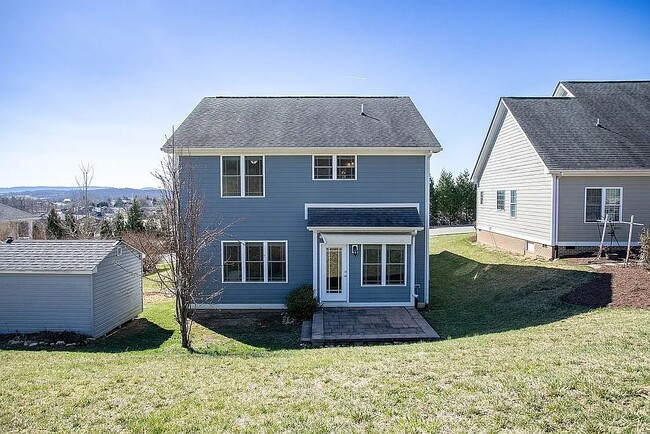 Photo - 361 Windsor Dr