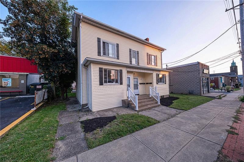 Photo - 427 Adams St