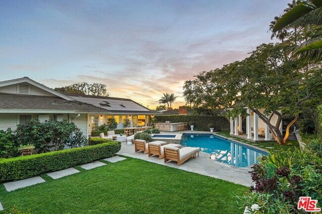 Photo - 1308 Mariners Dr