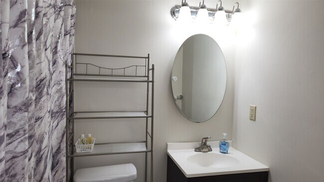 Photo - 4727 W Alabama St Unidad 104