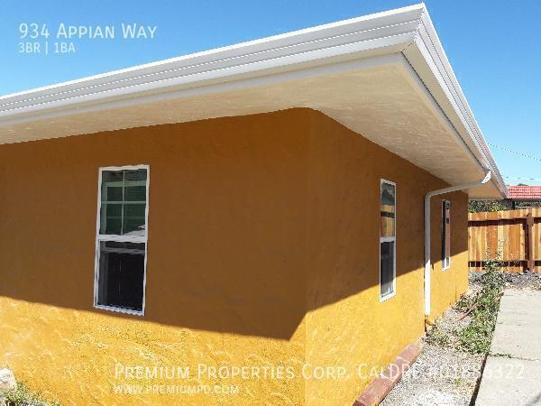 Photo - 934 Appian Way