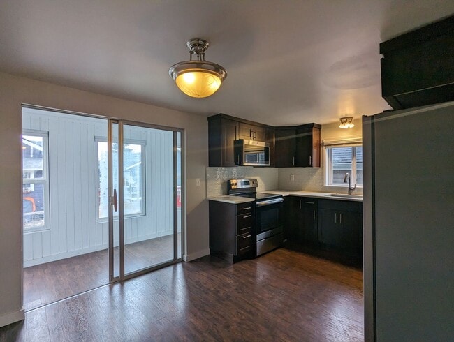 Photo - 357 NW 50th St Unidad 355