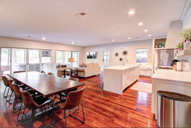 Photo - 11940 Springpoint Ln Unit ID1293792P