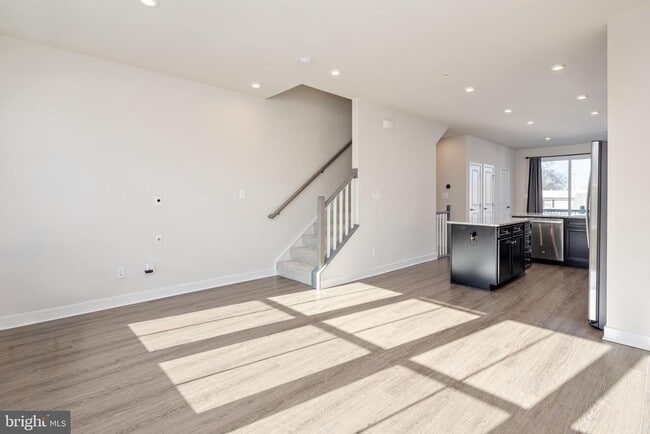 Photo - 1920 Four Roses St