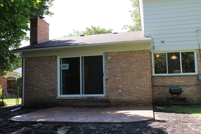 Photo - 2915 Ward Ct