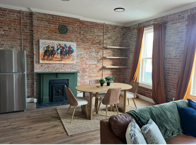 Photo - 136 S Main St Unit B