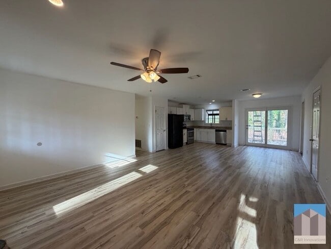 Photo - 2467 Verner Rd