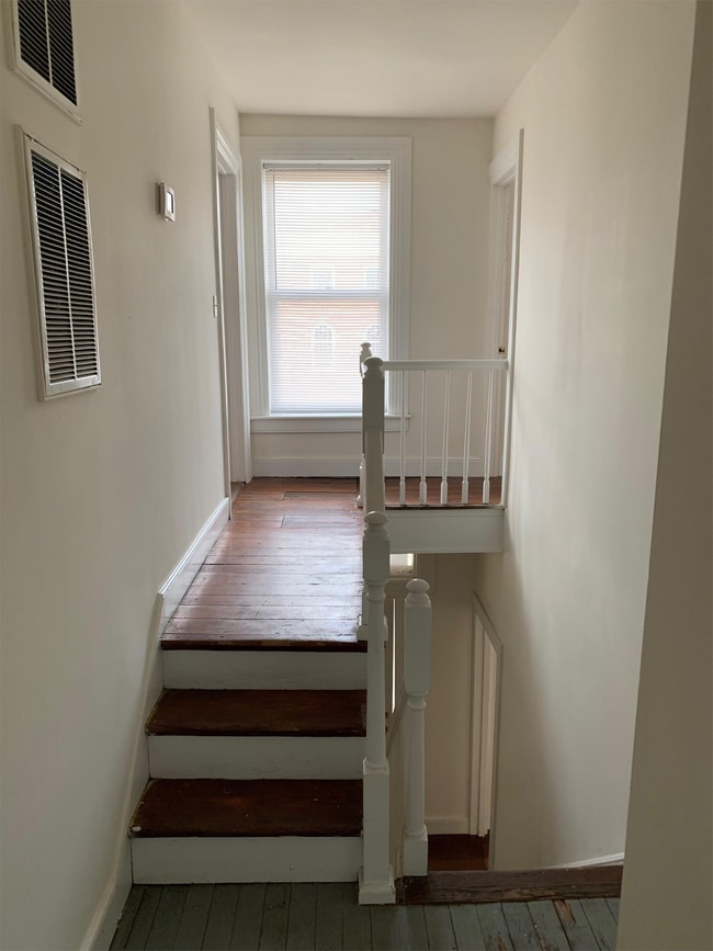 Photo - 2225 Venable St