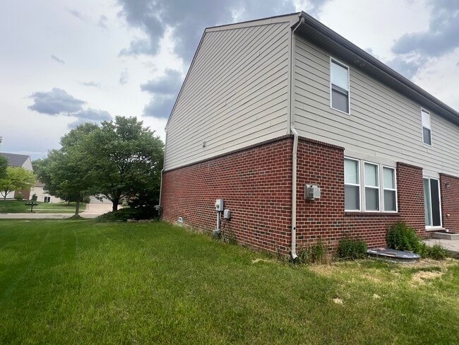 Photo - 24668 Thatcher Dr