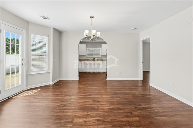 Photo - 120 Rocking Horse Ln