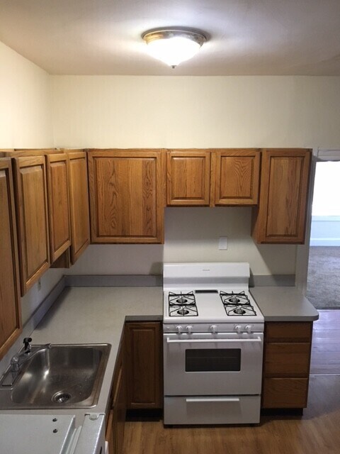 *Pictures are representative samples of the advertised unit. In some cases, the actual units you tou - 1798 Beacon St Unit B4