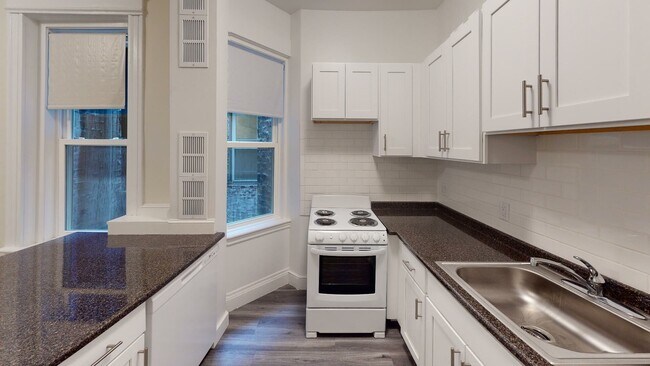 Photo - 1788 Beacon St