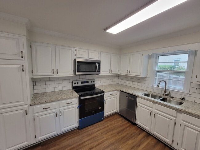 Photo - 3 Bedroom 2 Bathroom House