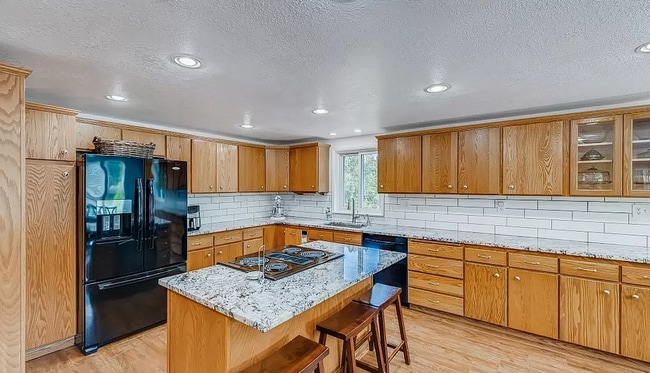 Photo - Mid-Century Modern Home in Auburn