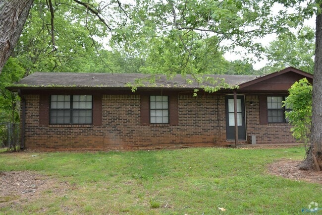Building Photo - 6231 Maywick Dr NW Rental
