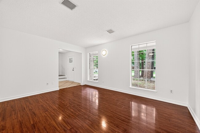 Photo - 42 Rockridge Dr