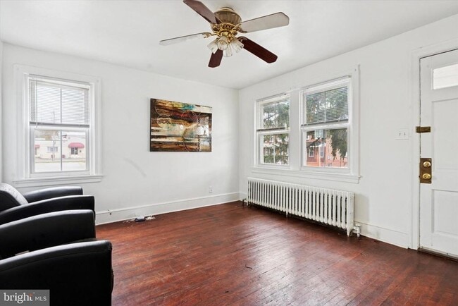 Photo - 101 S Scott St Unit 1