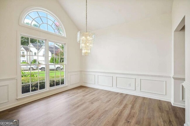 Photo - 1118 Sadlers Close