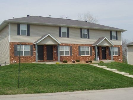 Sandridge Townhomes - Sandridge Townhomes