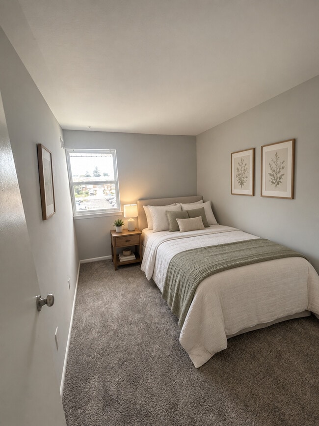Franklin Square Townhomes