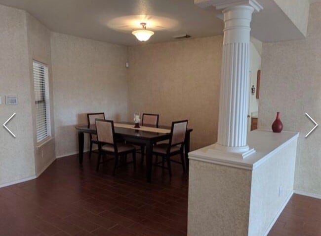 Photo - 2206 Stallion Run