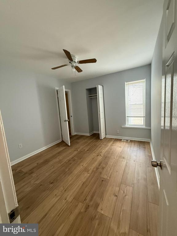 Photo - 1923 Monument St