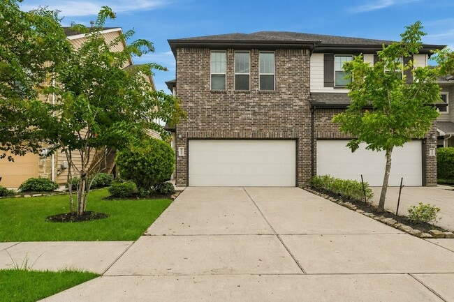 Building Photo - 8734 Laurel Crest Dr