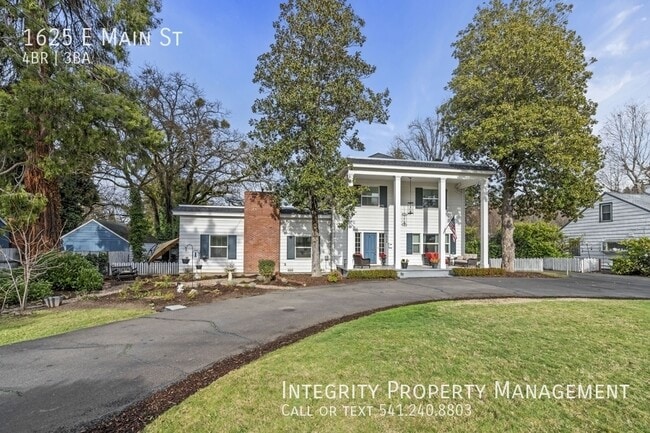 Photo - 1625 E Main St