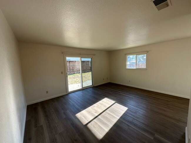 Photo - 2631 Dobbins Ln