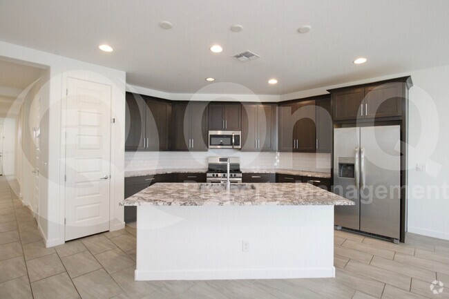 Building Photo - 2250 E Citadel Dr Rental