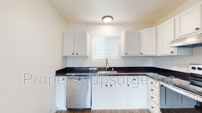 3980 Churn Crk Rd Unit 21