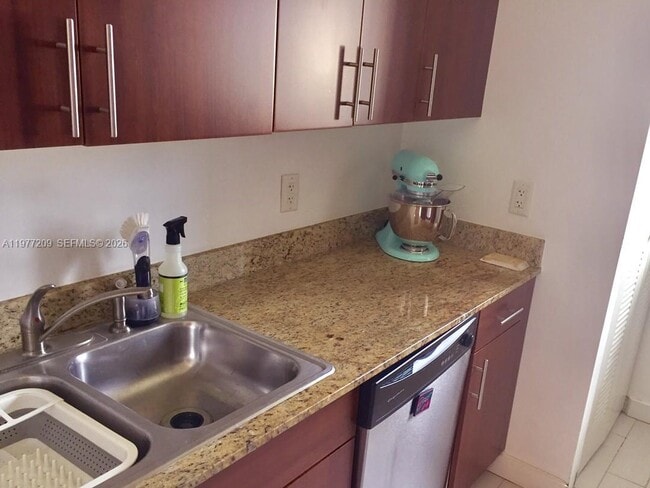 Photo - 7400 NE 6th Ct Unit 7400