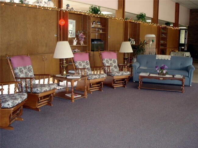 Photo - 200 S 4th St Apartment Unit #1