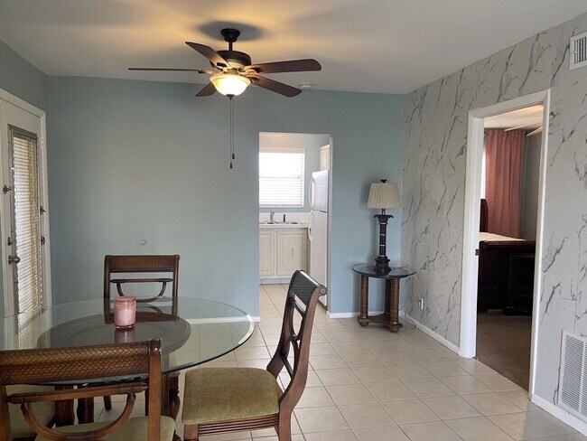 Photo - 155 Lake Carol Dr Unidad 155