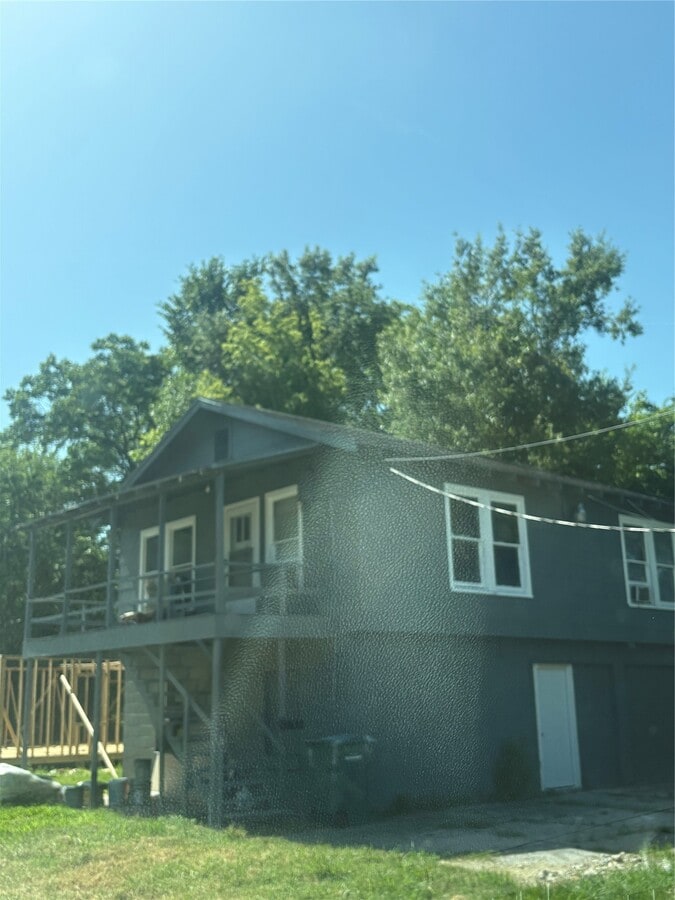 Photo - 2450 S 4th St