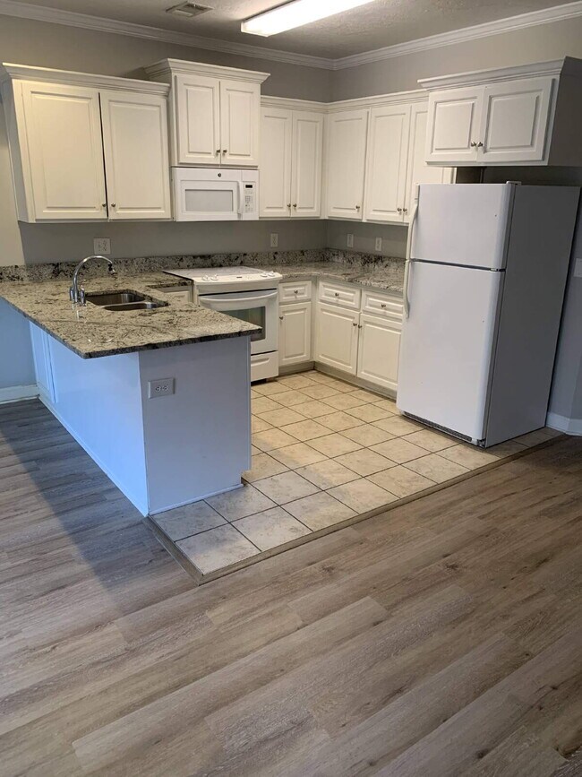 Photo - Beautiful Townhome in the Heart of Aiken!