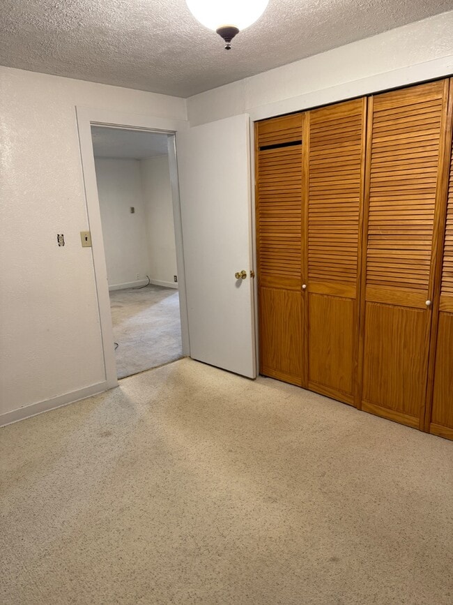 Photo - 711 W 11th Ave