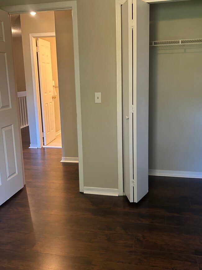 Photo - 5813 Liska Dr